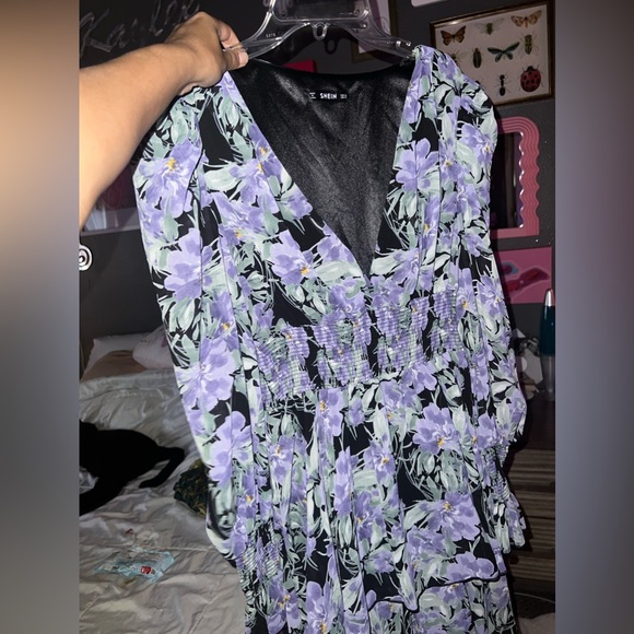 Shirred Panel Layered Ruffle Hem Floral Dress - Picture 6 of 6